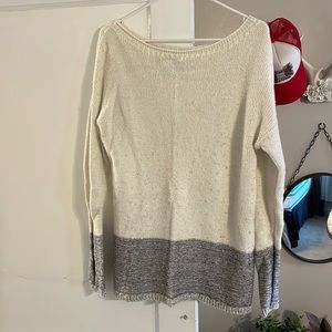 Gap Women’s scoop neck long sleeve sweater